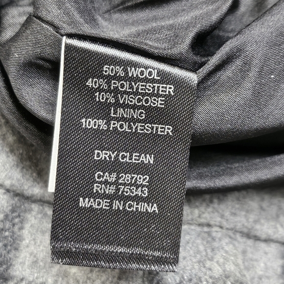 Dalia Plaid Wool Skirt Grey & Black 50% Wool 40% Polyester 10% Viscose Size 4 - Picture 4 of 4